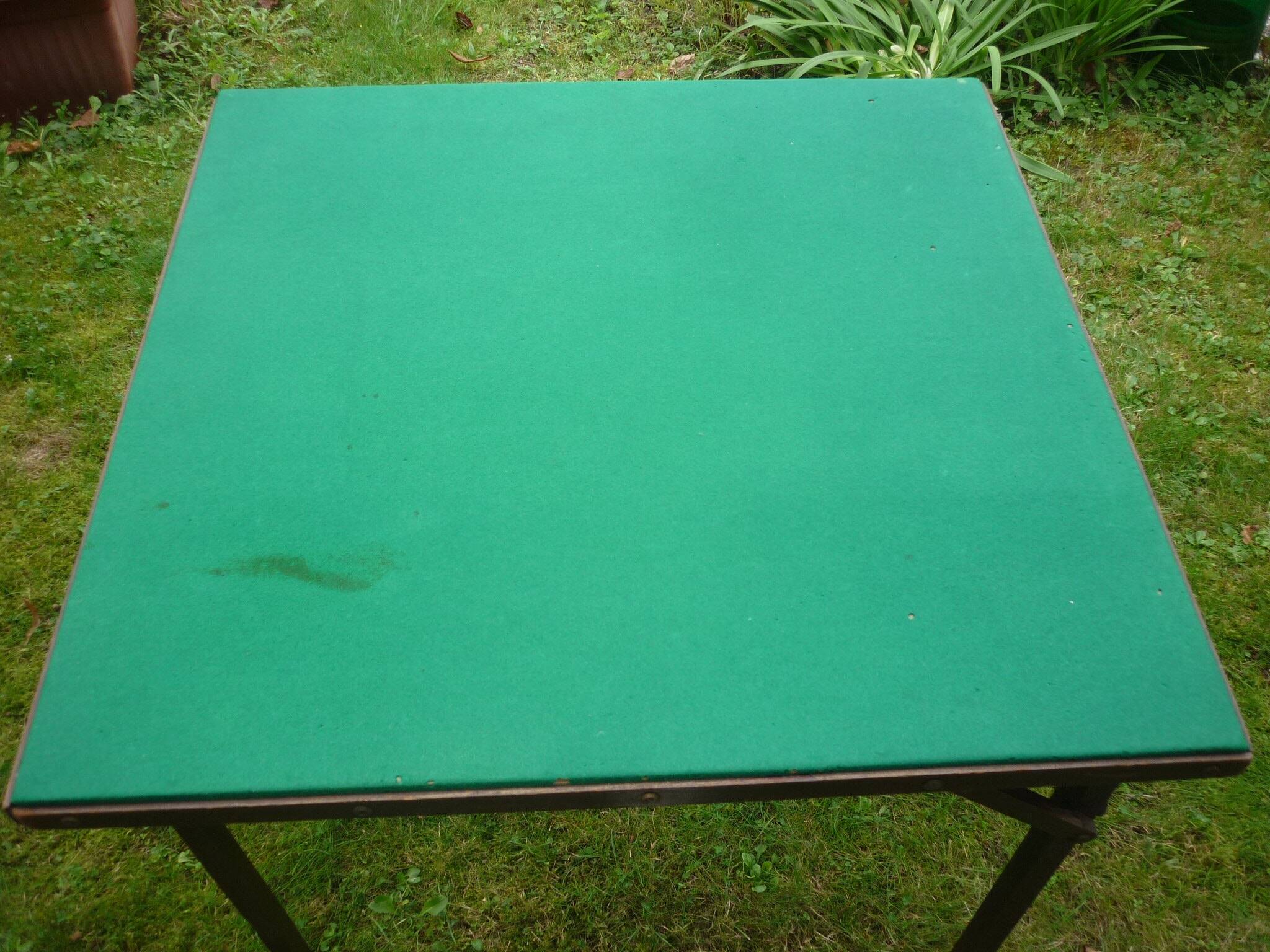 Vintage folding games table