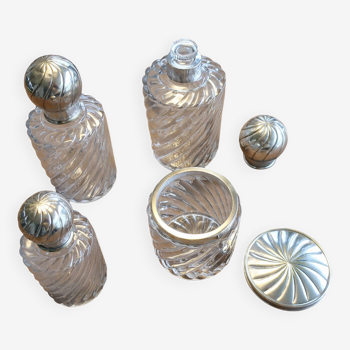 BACCARAT : ensemble de flacons de toilette XIXème "Bambou Tors", Cristal & Métal argenté.