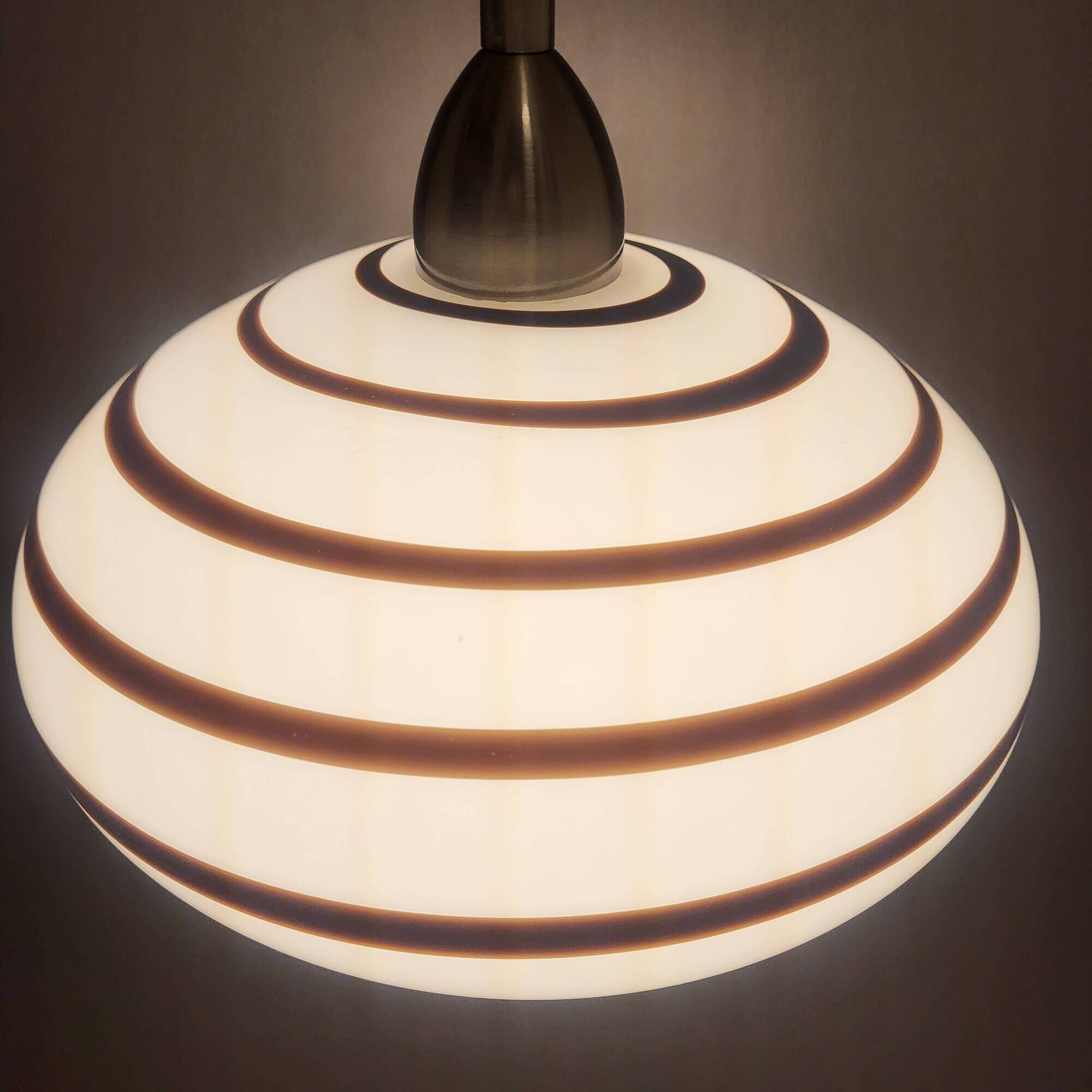 Zebra suspension, globe, Églo lights, vintage 1980s, 90s.