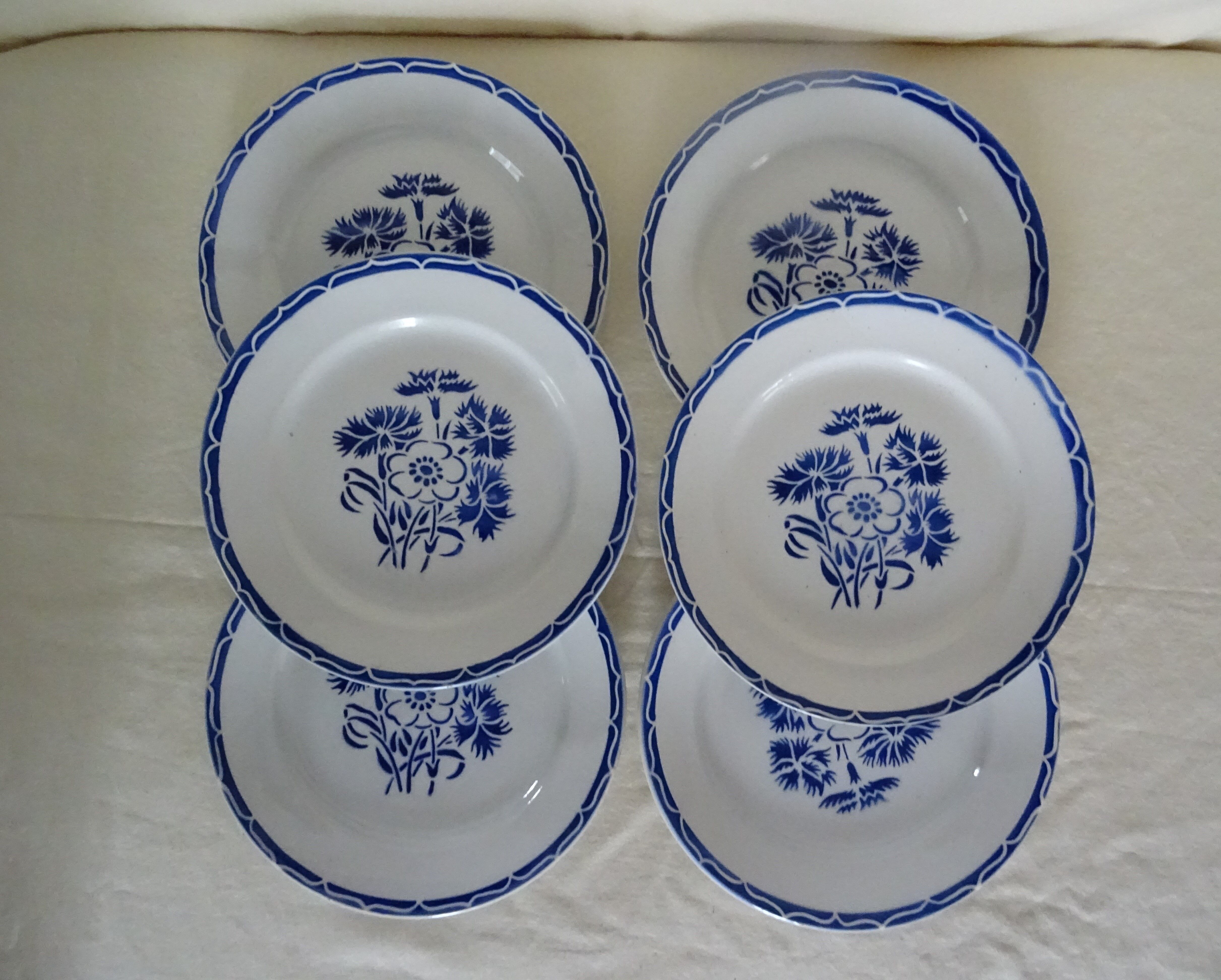6 flat plates Lunéville old faience 388112 blue flowers