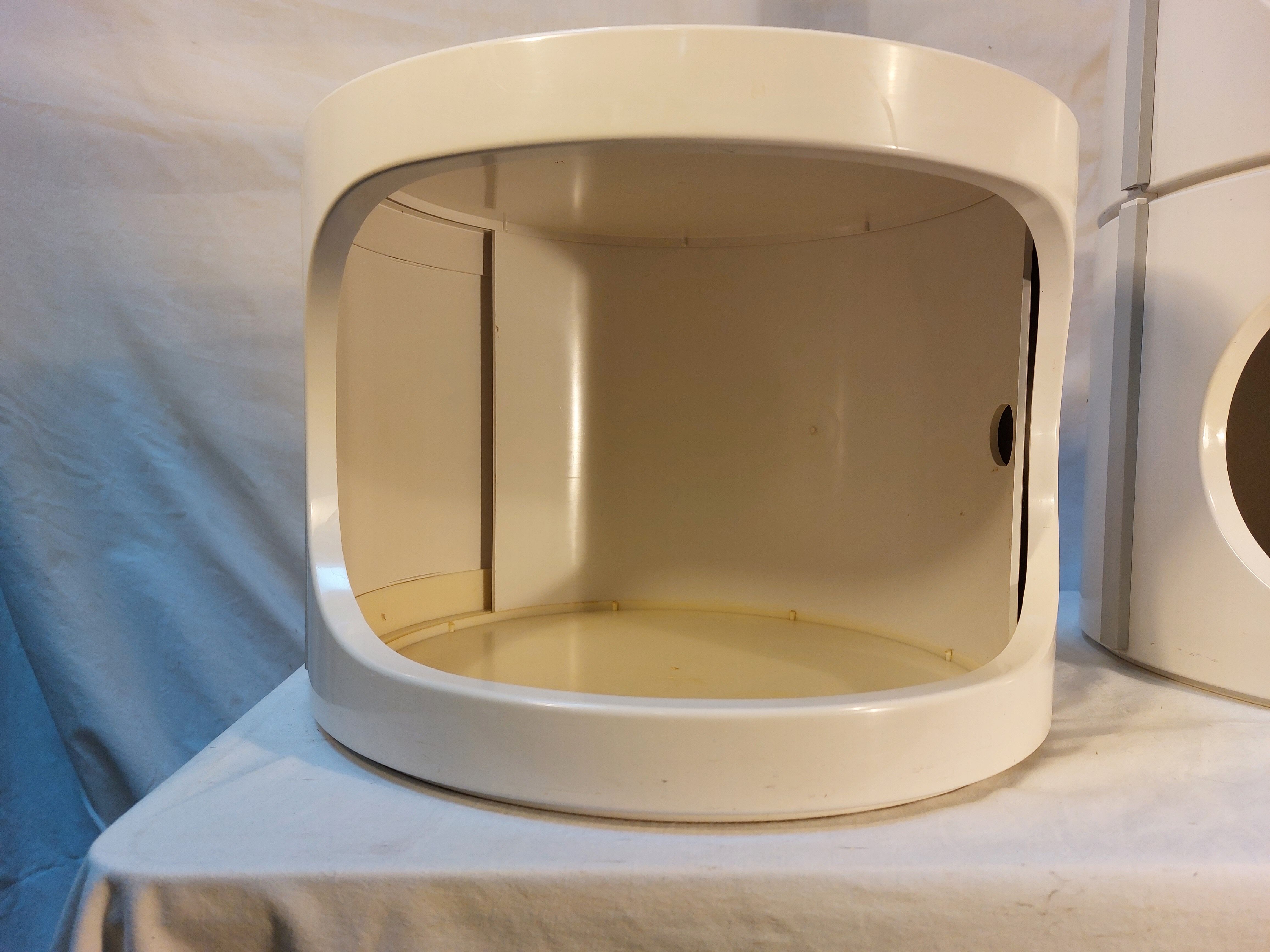 Paire de chevets cylindriques vintage en plastique ABS empilables