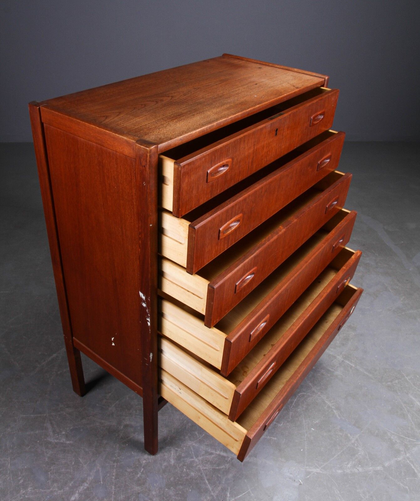 Commode en teck 6 tirroirs