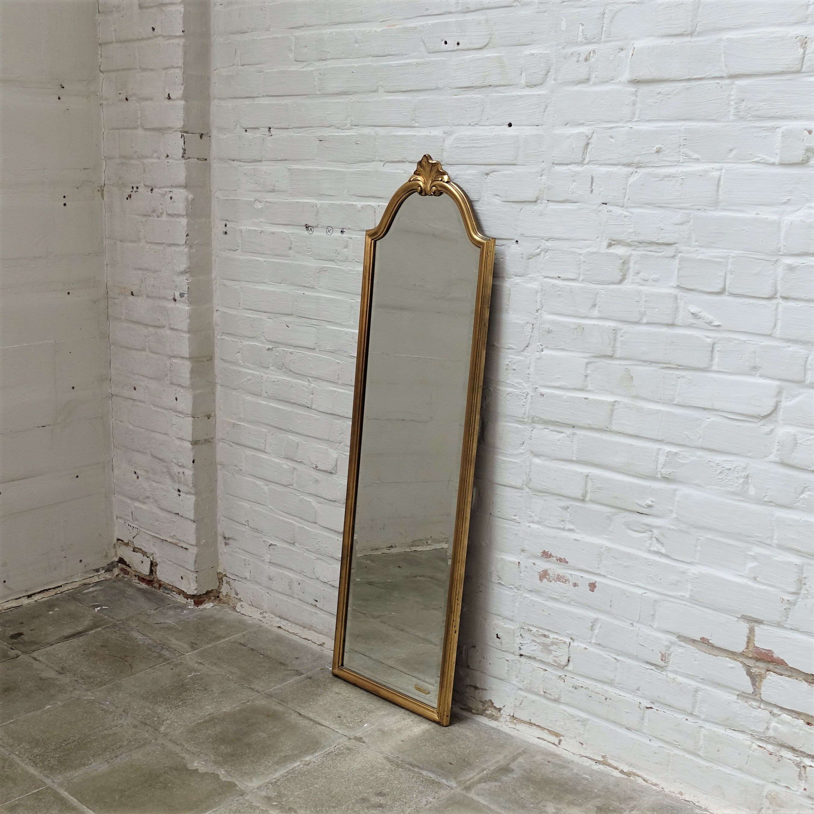 Slim & slender Deknudt mirror