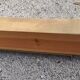 Classeur en bois sur bureau