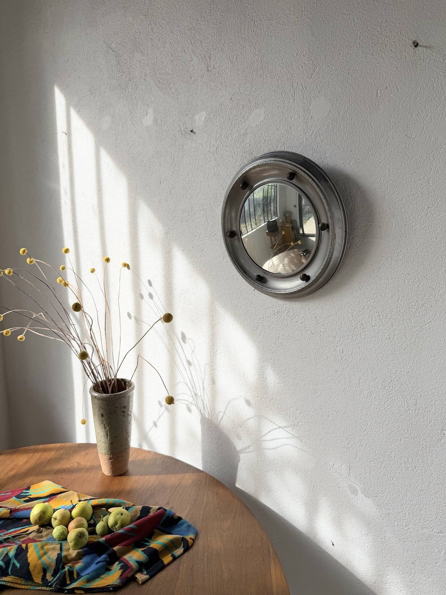 Round convex metal mirror in English style 1900