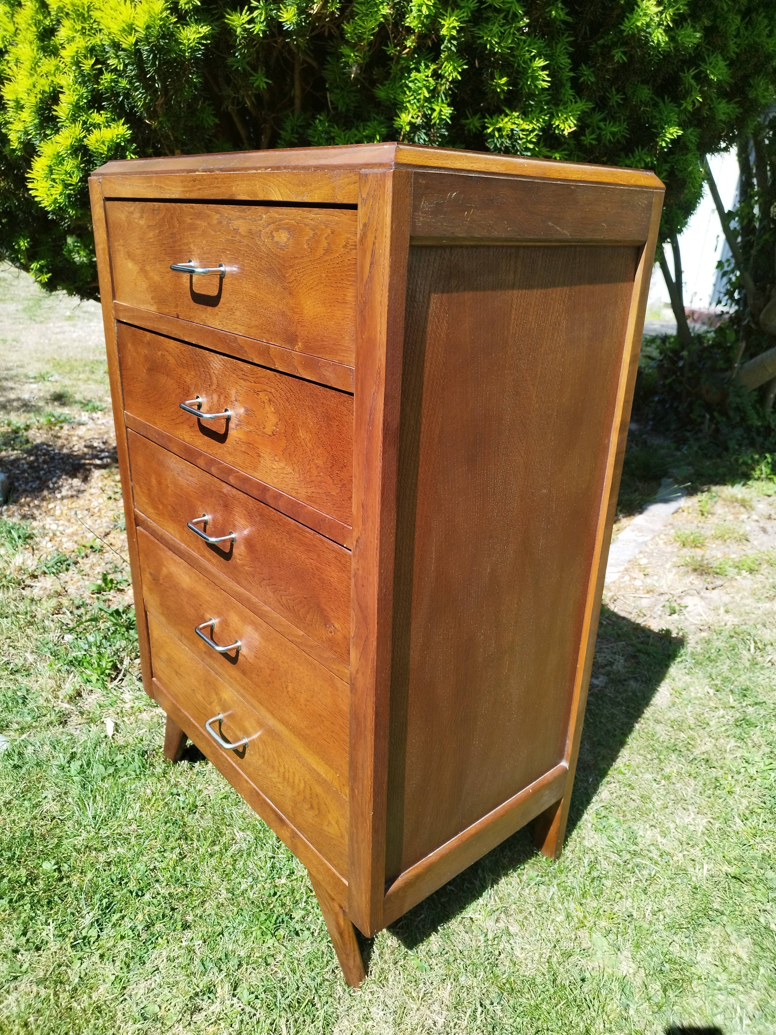 Vintage chiffonier