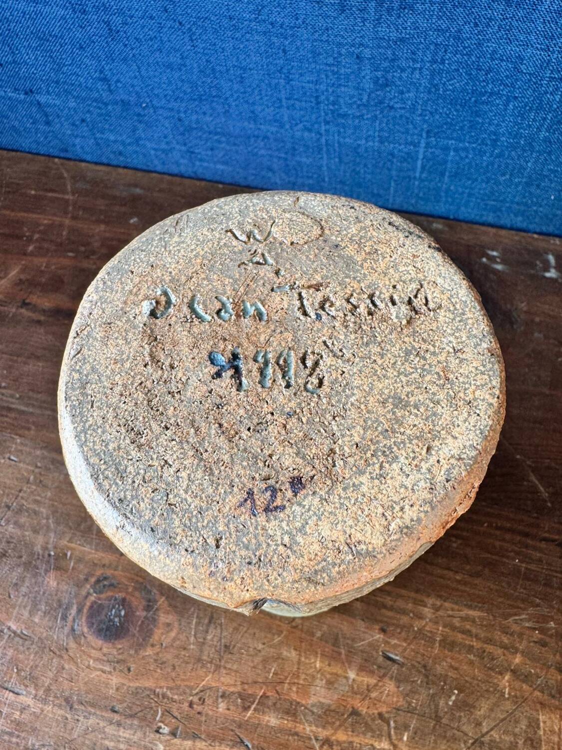 Beautiful stoneware vase glazed by the ceramist Jean Tessier. Late 20th century