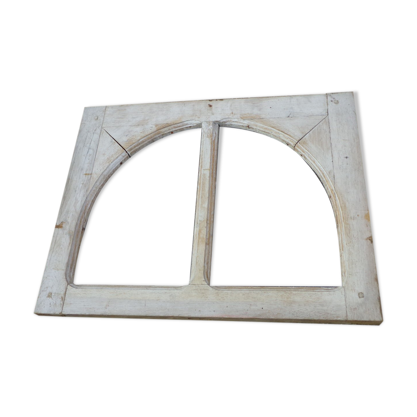 Half moon transom