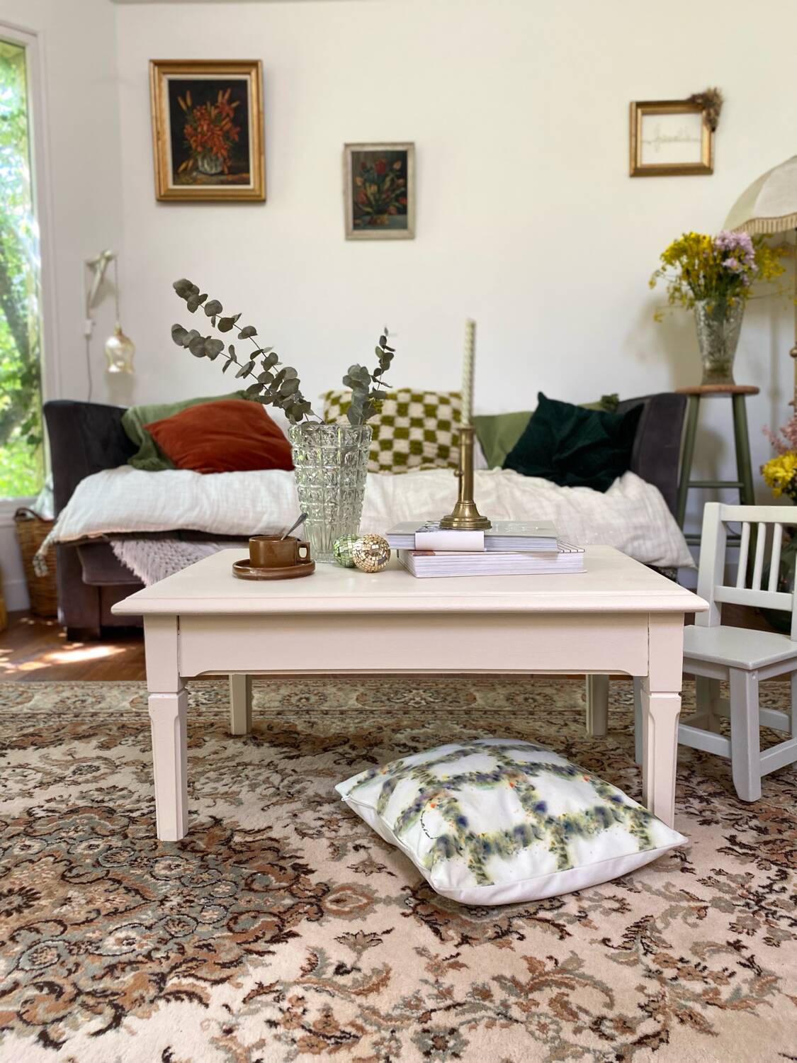 Coffee table in ecru antique wood