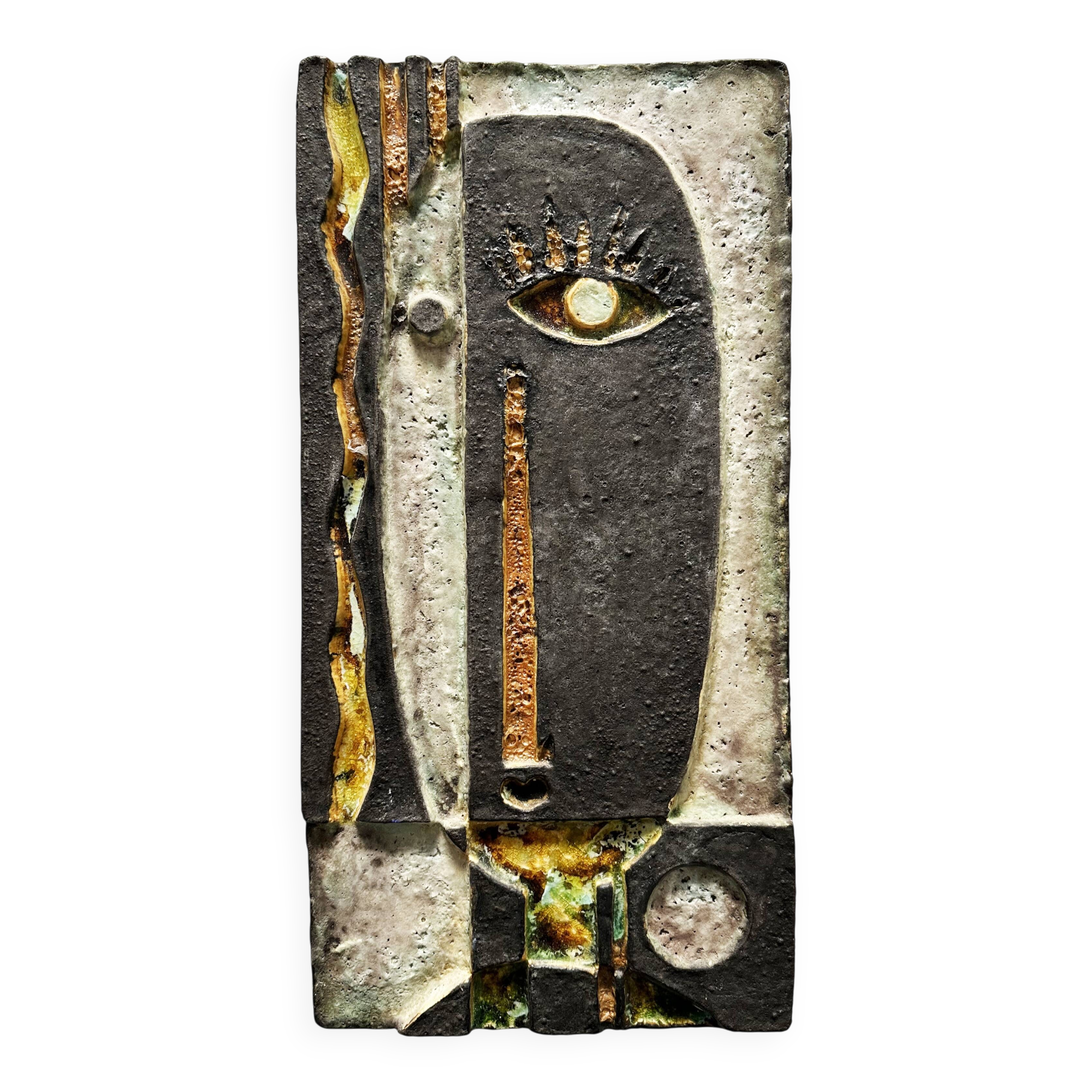 Sculpture murale cubiste en terre cuite émaillée. Allemagne, années 60