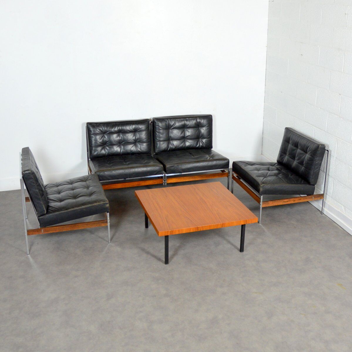 Suite of 4 low chairs or sofa 1950 vintage