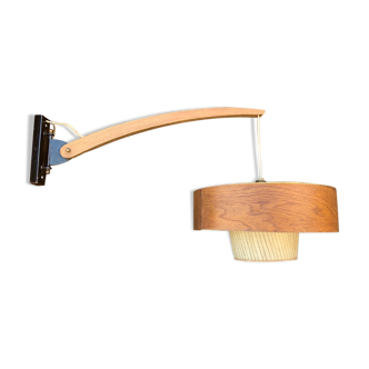 Mural Scandinavian wall sconce in teak with articulated arm, 1960s