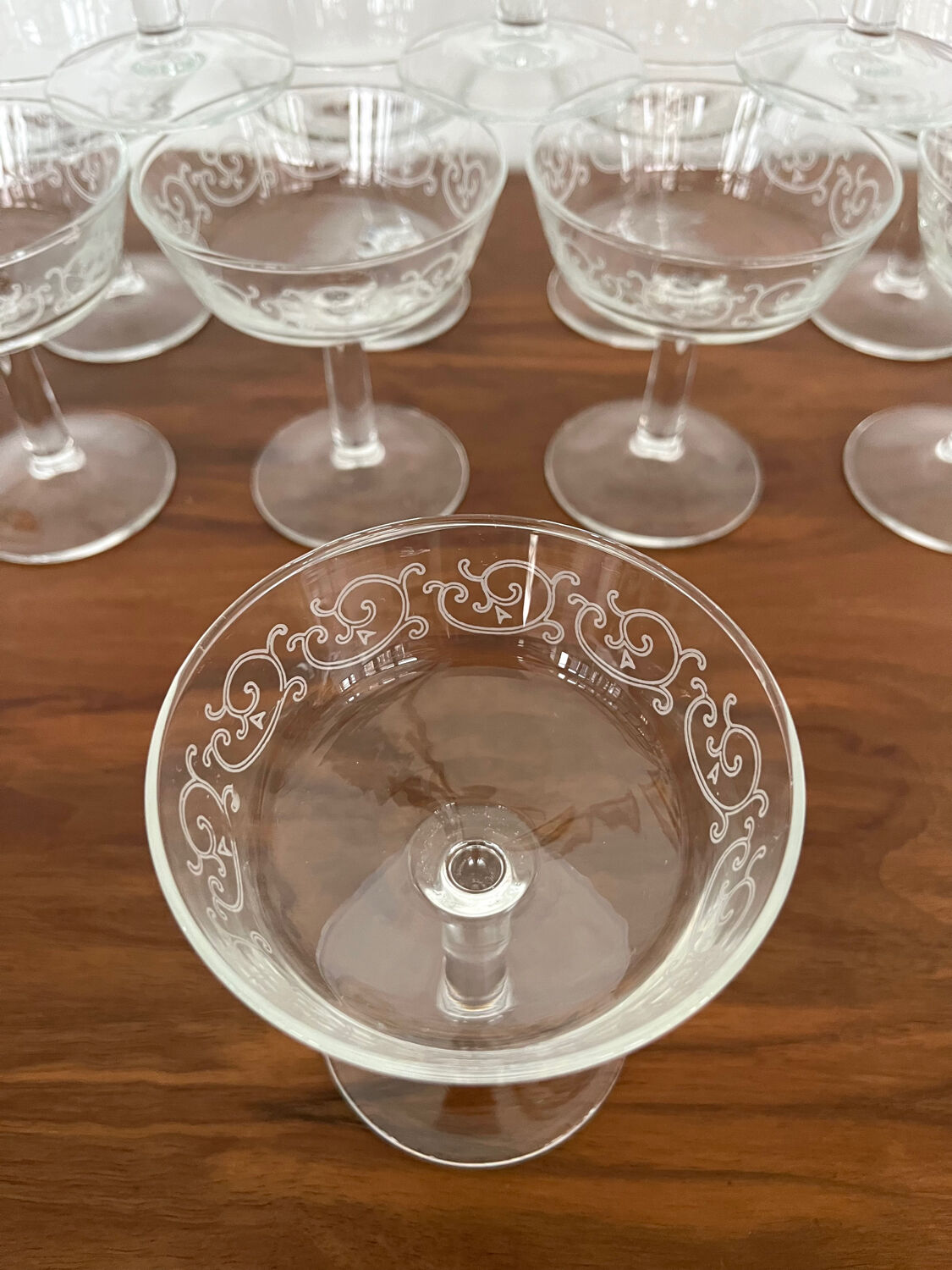 Set of 12 "Arabesque" champagne coupes glass