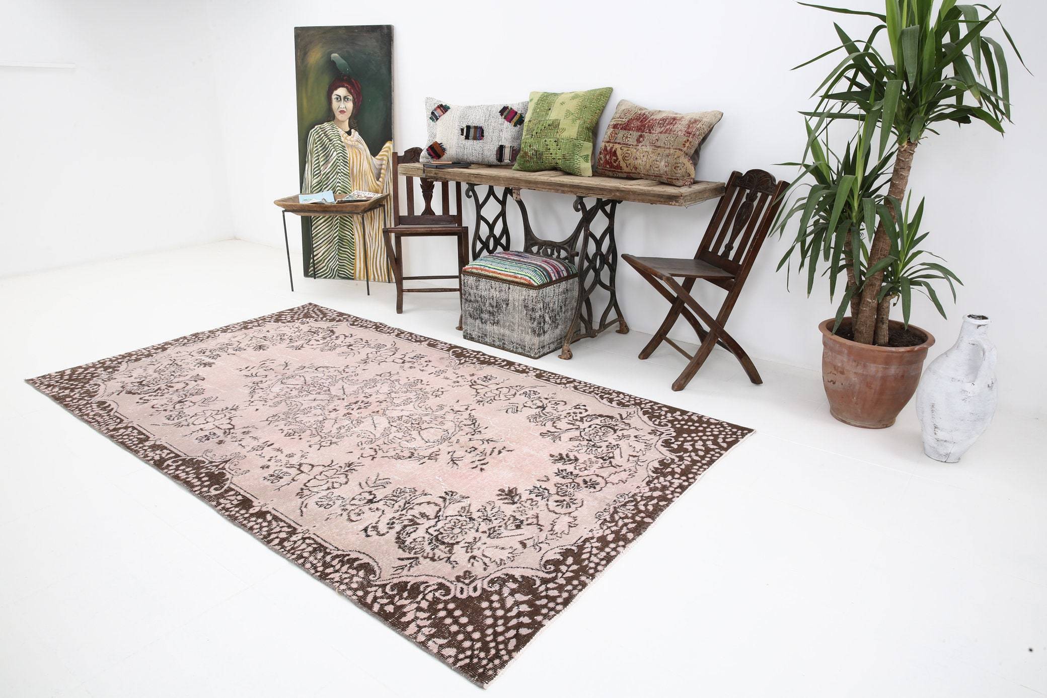 6' x 8' Pink Turkish Vintage Rug 199x287 cm