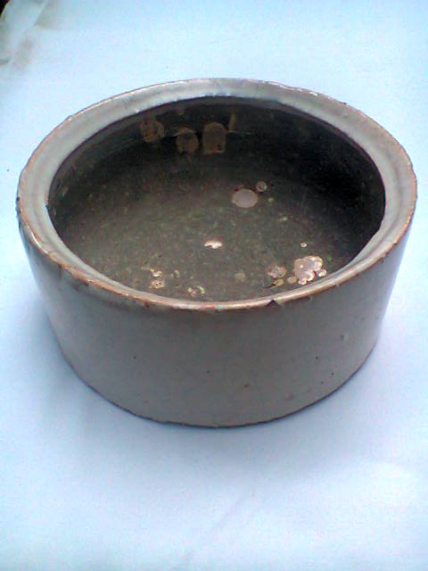 Trinket bowl in raku-yaki