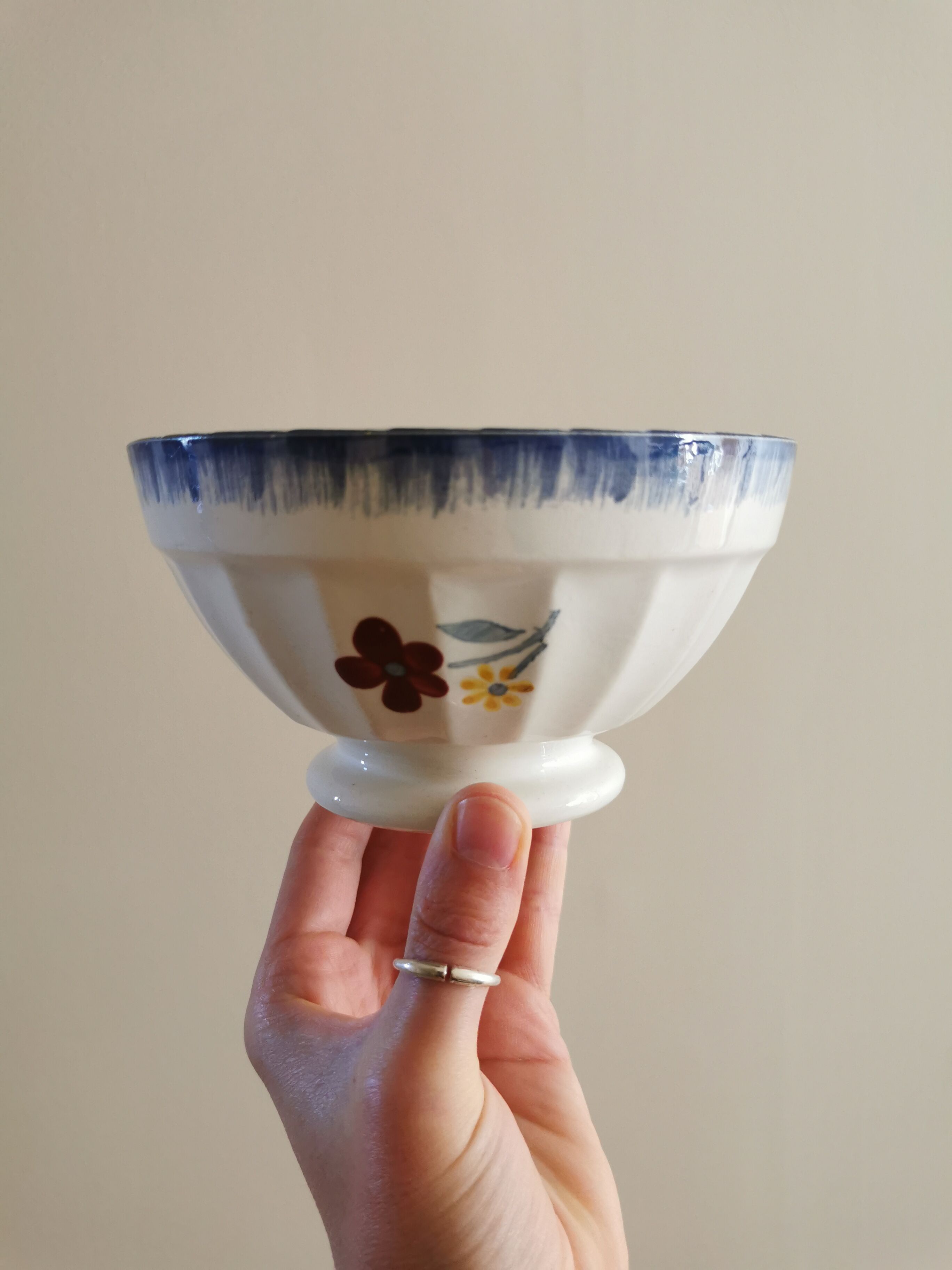 Old bowl Digoin Mary-Lou