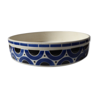 Large geometric cut