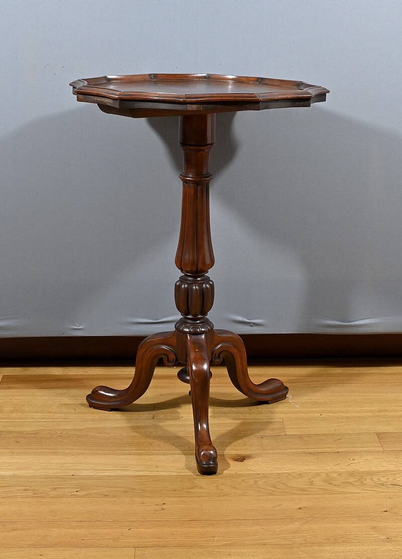 Mahogany Tripod Pedestal Table, Louis Philippe Style – 2nd half of the 19th century