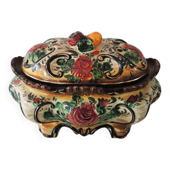 Slurry tureen H Bequet Quaregnon