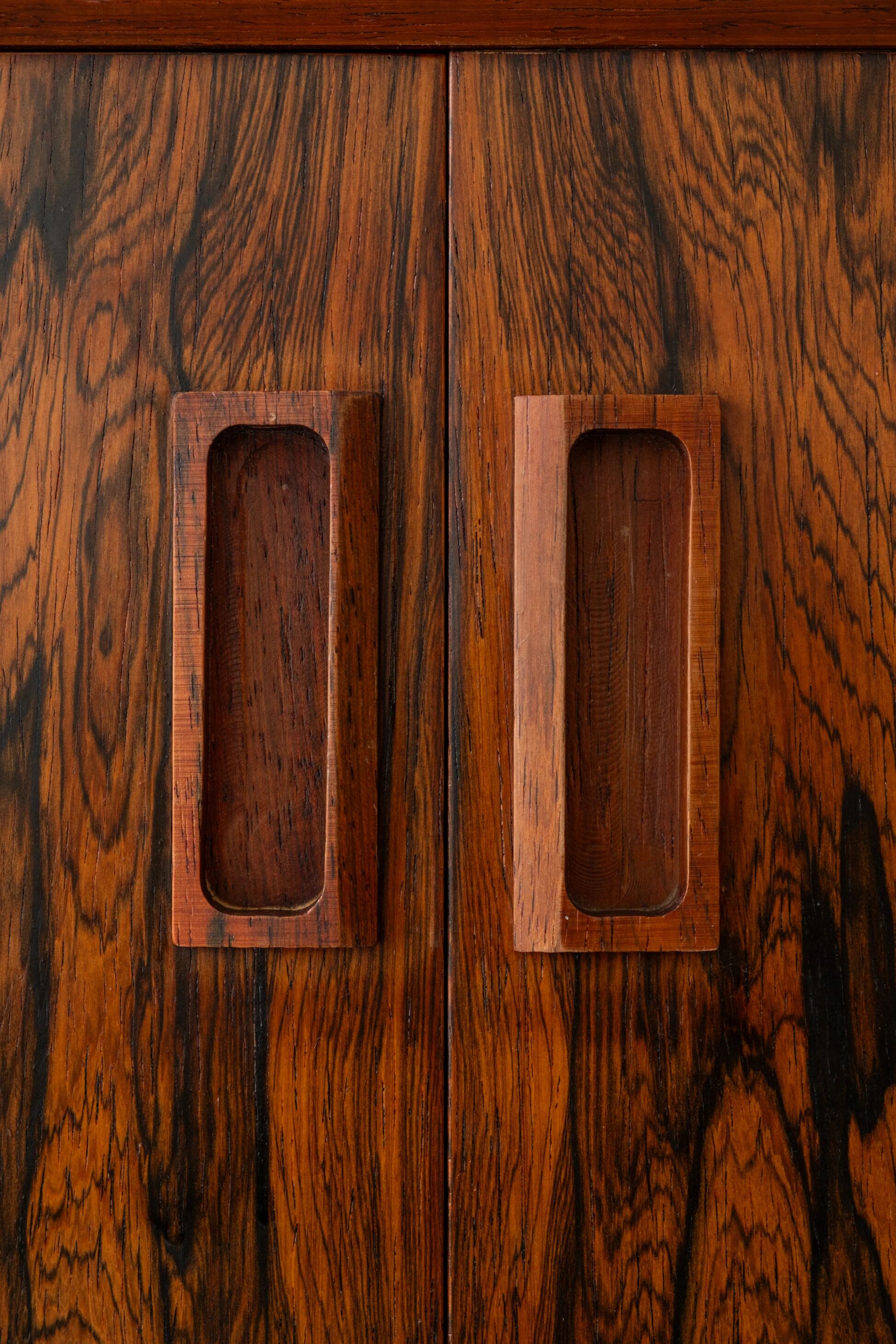 Cabinet en palissandre danois