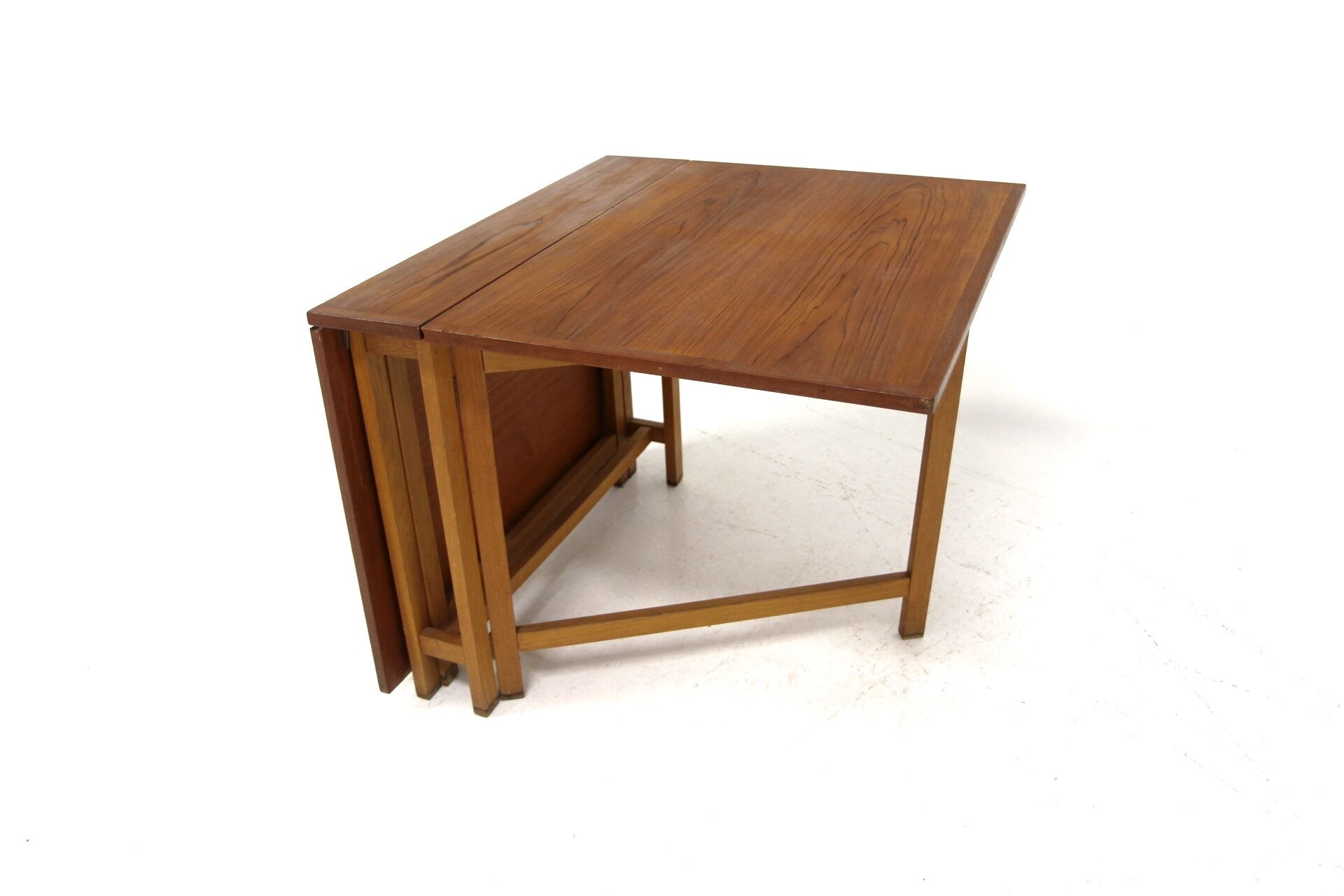 Casement teak dining table, Sweden, 1960