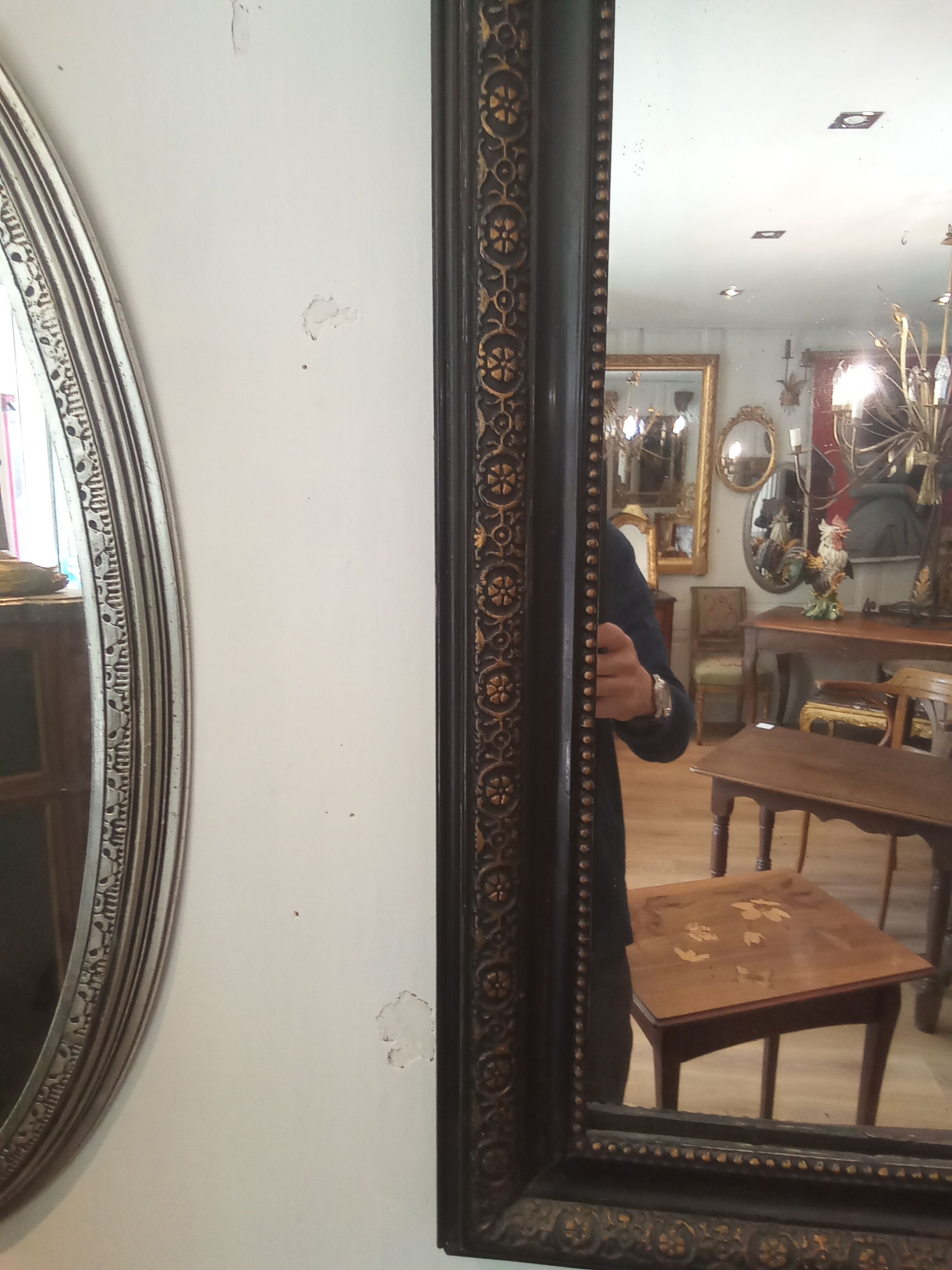 Black and gold mirror 86X62cm