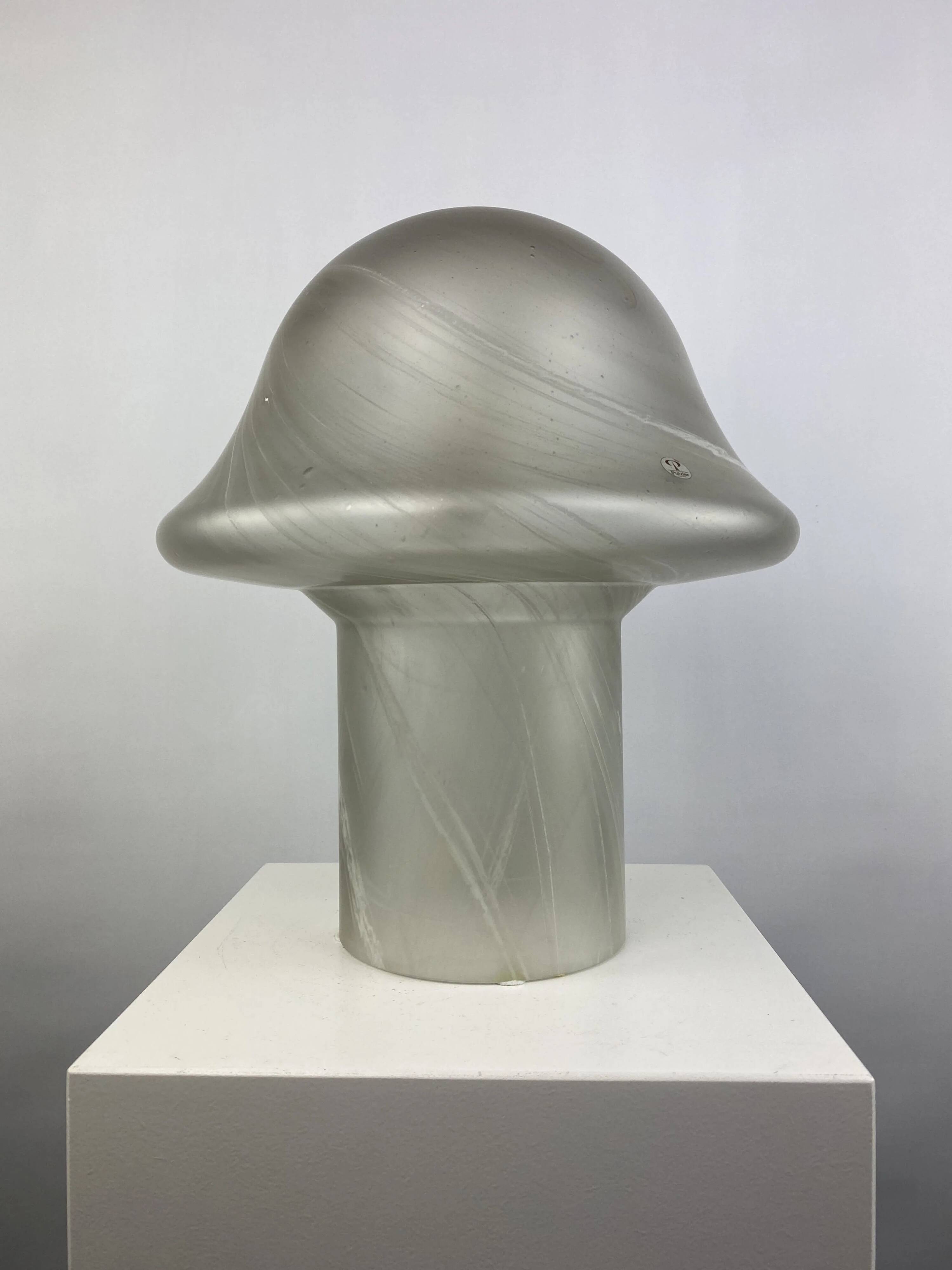 Large mushroom table lamp in clear swirling glass by Peill and Putzler XL 1970