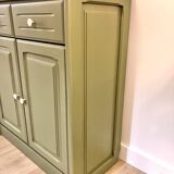 Wooden chest of drawers