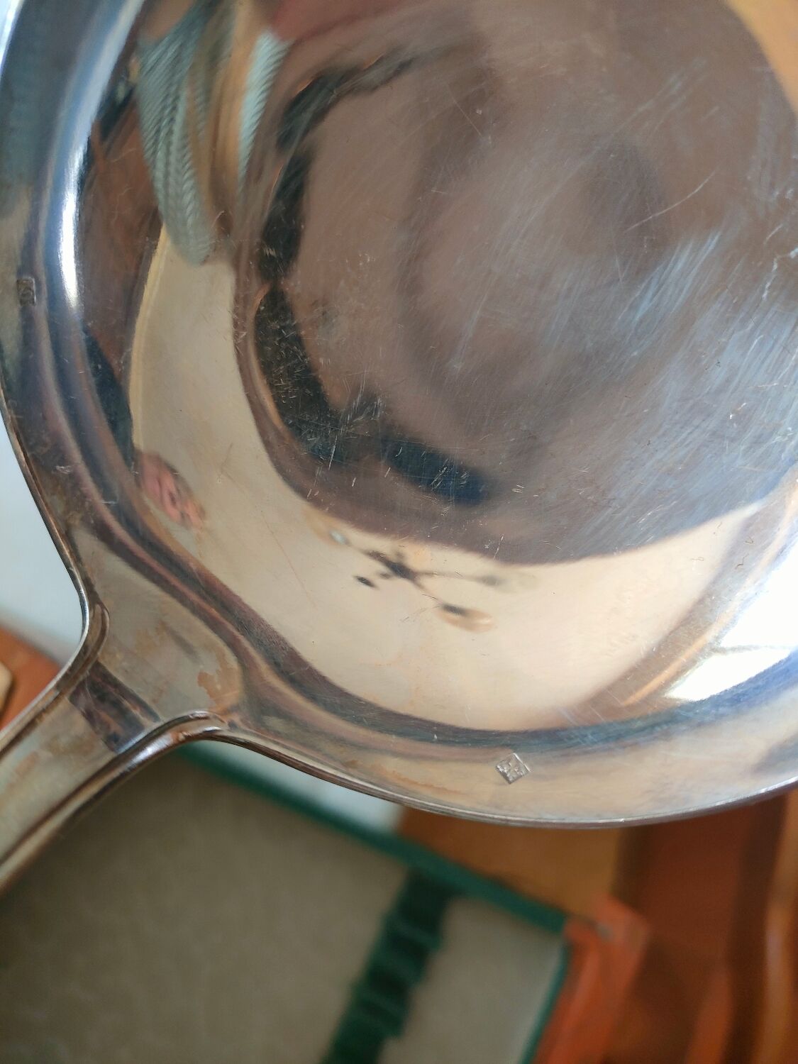 Guillot money service