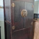 Chinese cabinet