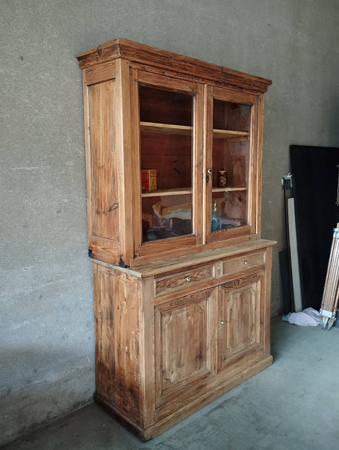 Buffet deux corps , vaisselier