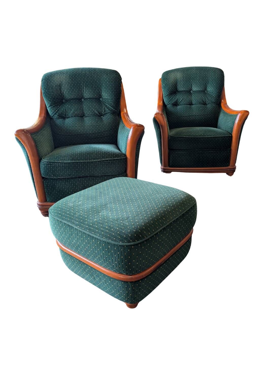 2 fauteuils et pouf assorti en tissu vert et bois