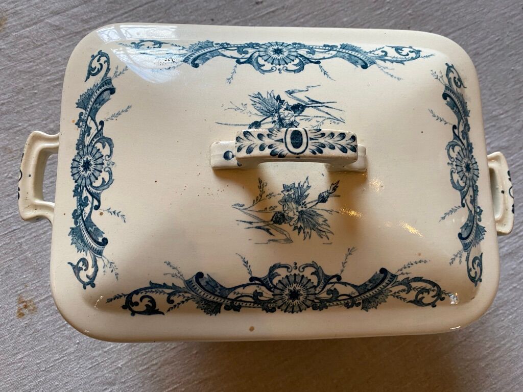 Soupiere "centaure" iron earth