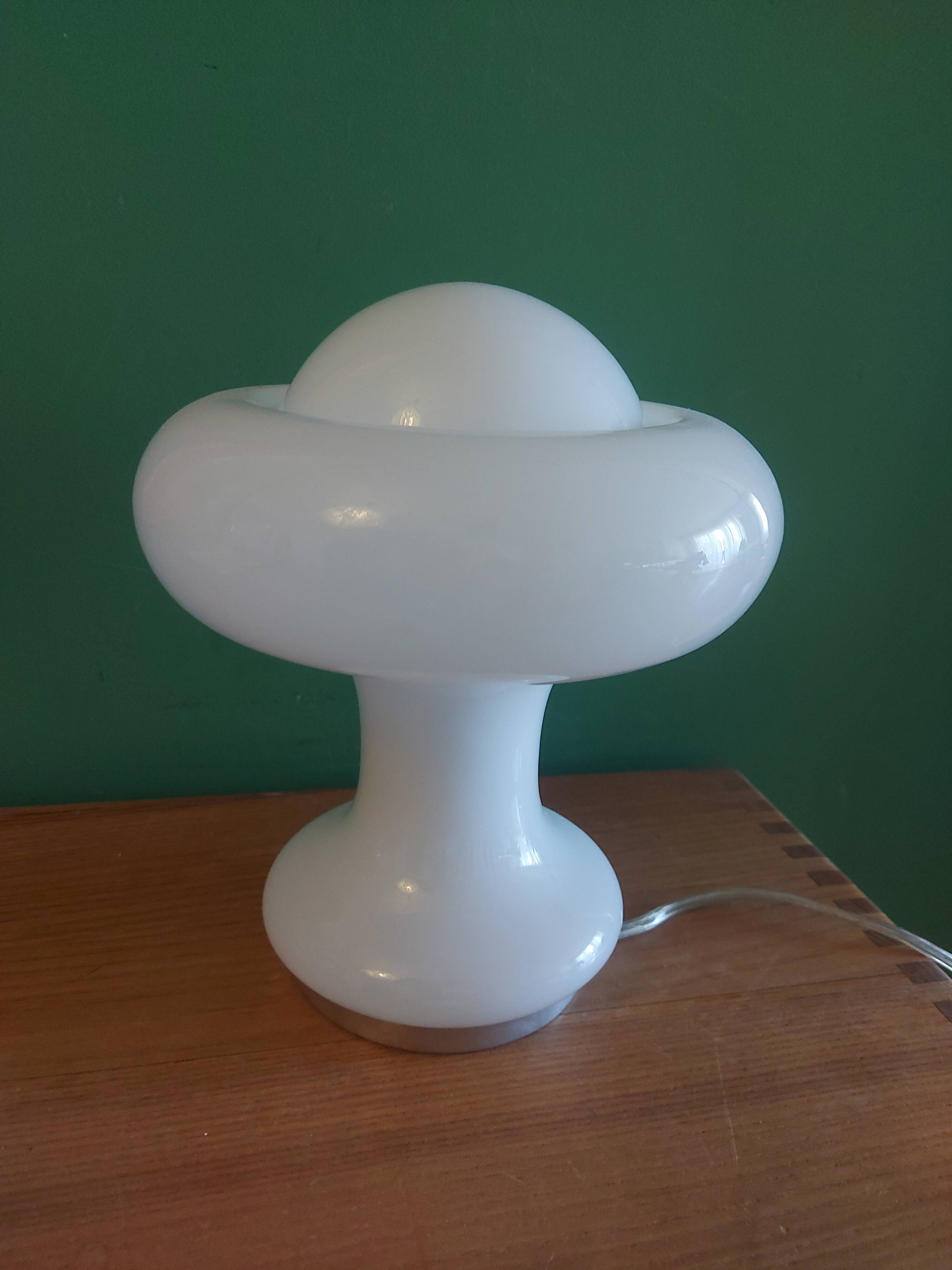 Mushroom lamp peill putzler in white opaline 60'S