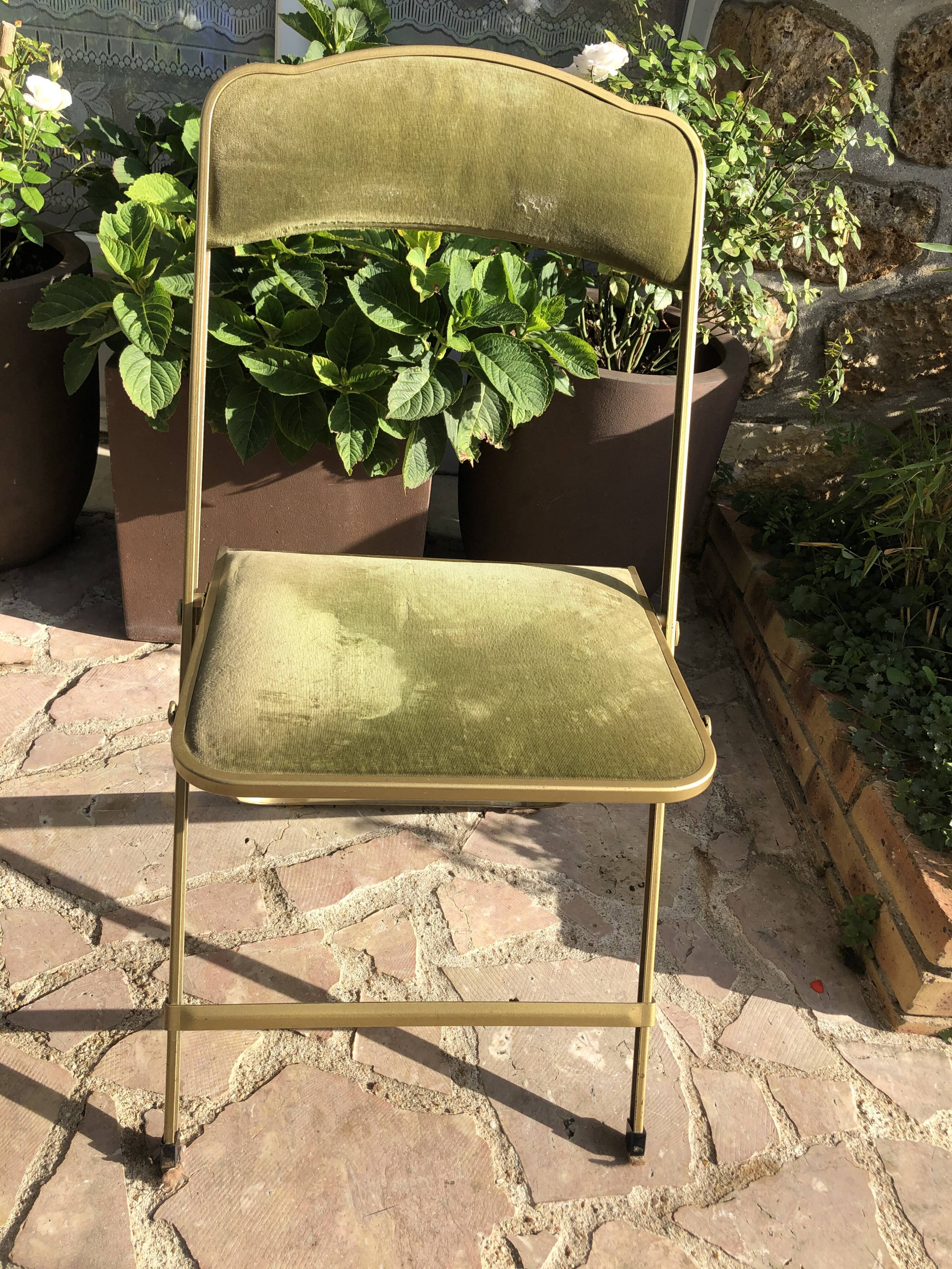 Pair of folding chairs