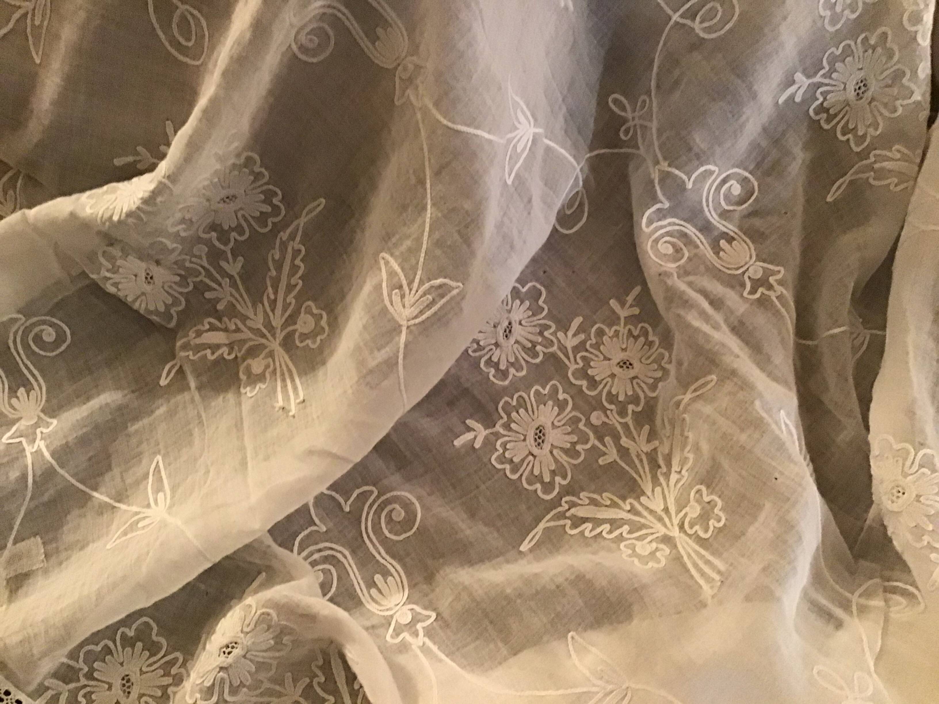 Large ceremonial tablecloth