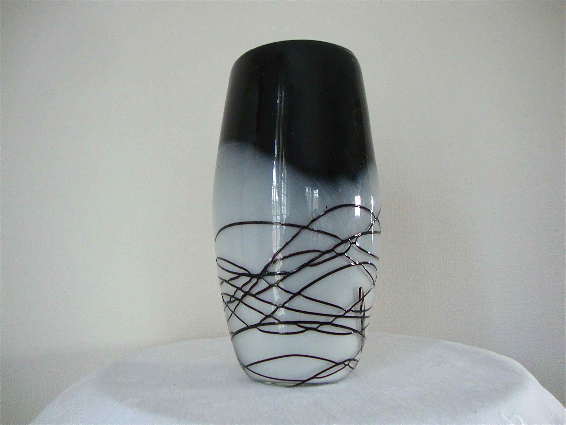 Murano graphic vase