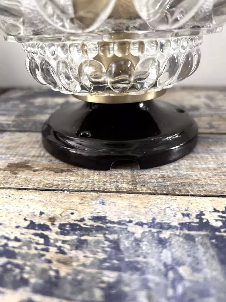 Paire d’appliques murales vintage globes en verre ciselé