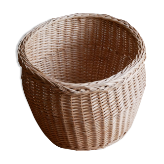 Wicker basket