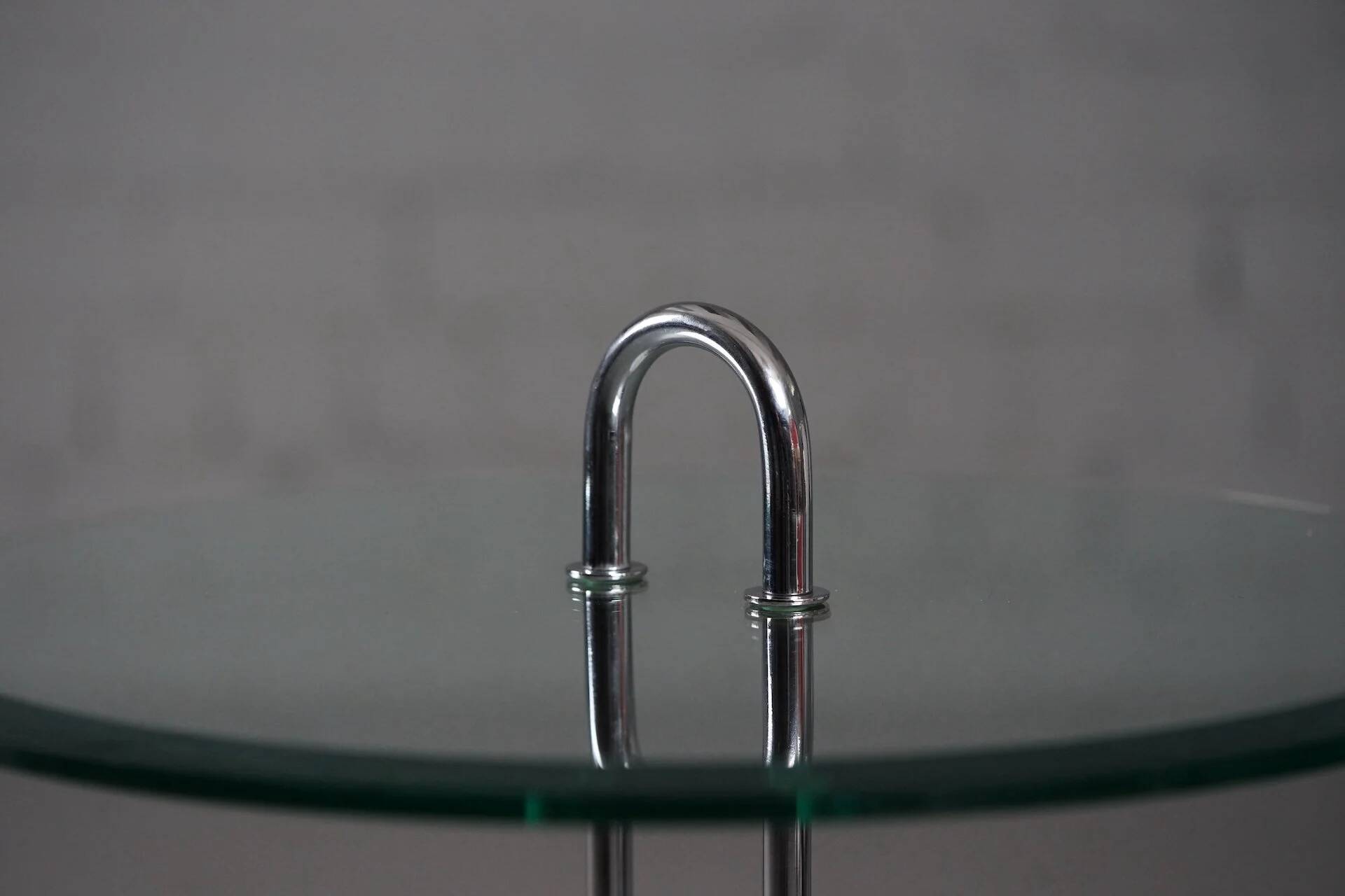 Table d'appoint par Vico Magistretti pour Cattelan