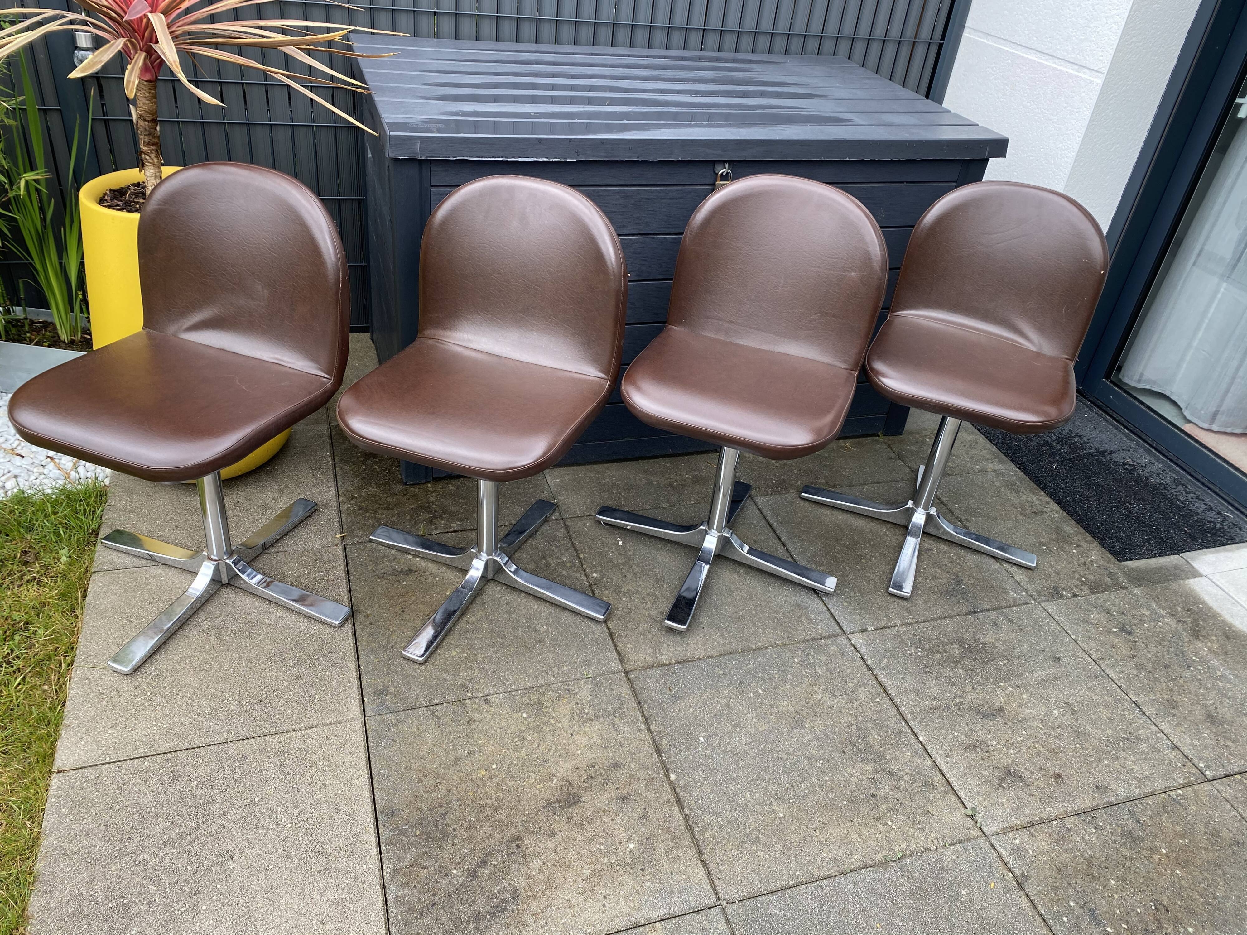 Suite of 4 Roche Bobois rotary chairs