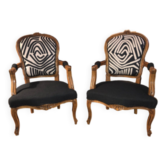 Paire de fauteuils Louis XV restaurés