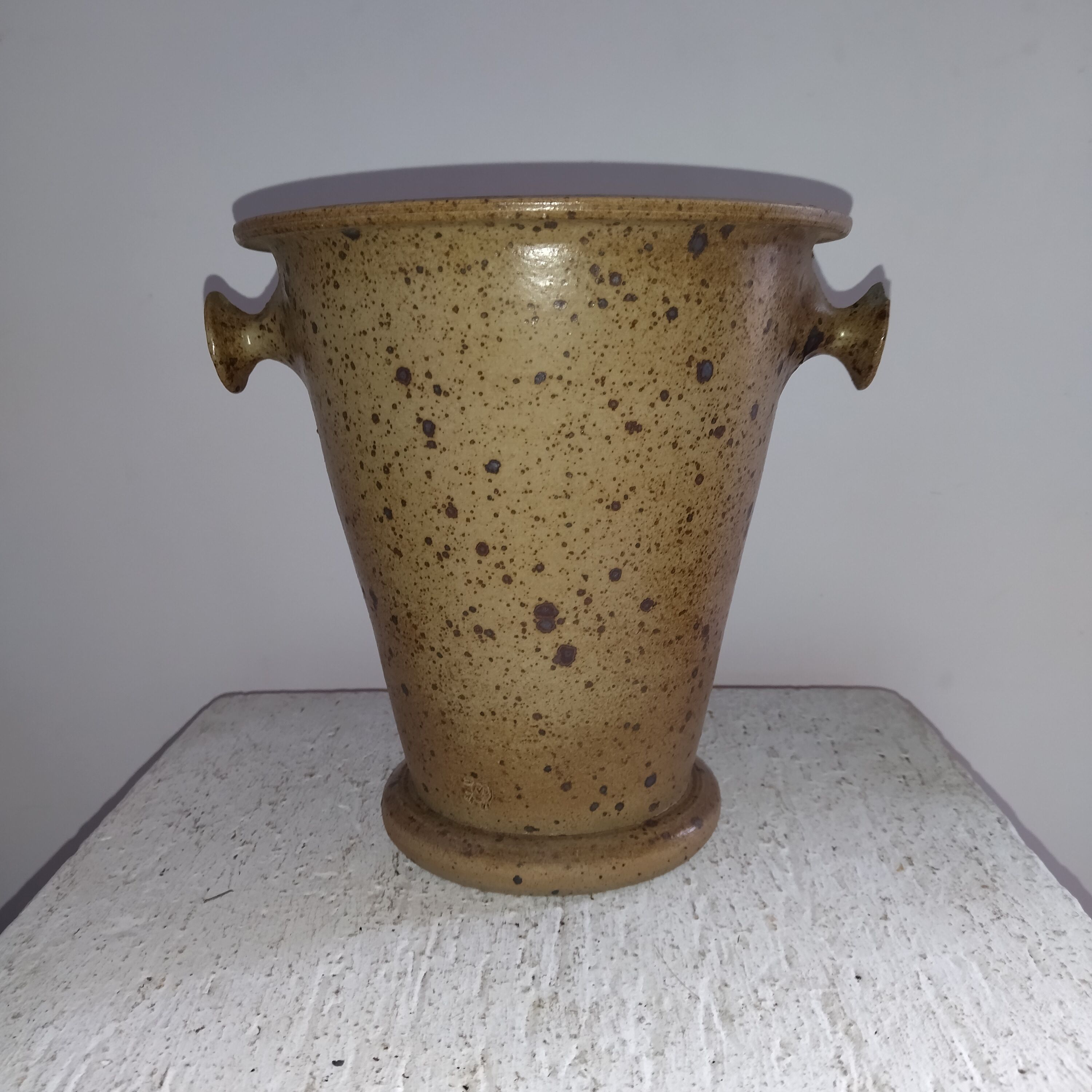 Bucket ice champagne sandstone La Borne Michel Dumont ice bucket