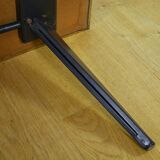 Table basse pieds compas en métal plié des années 50