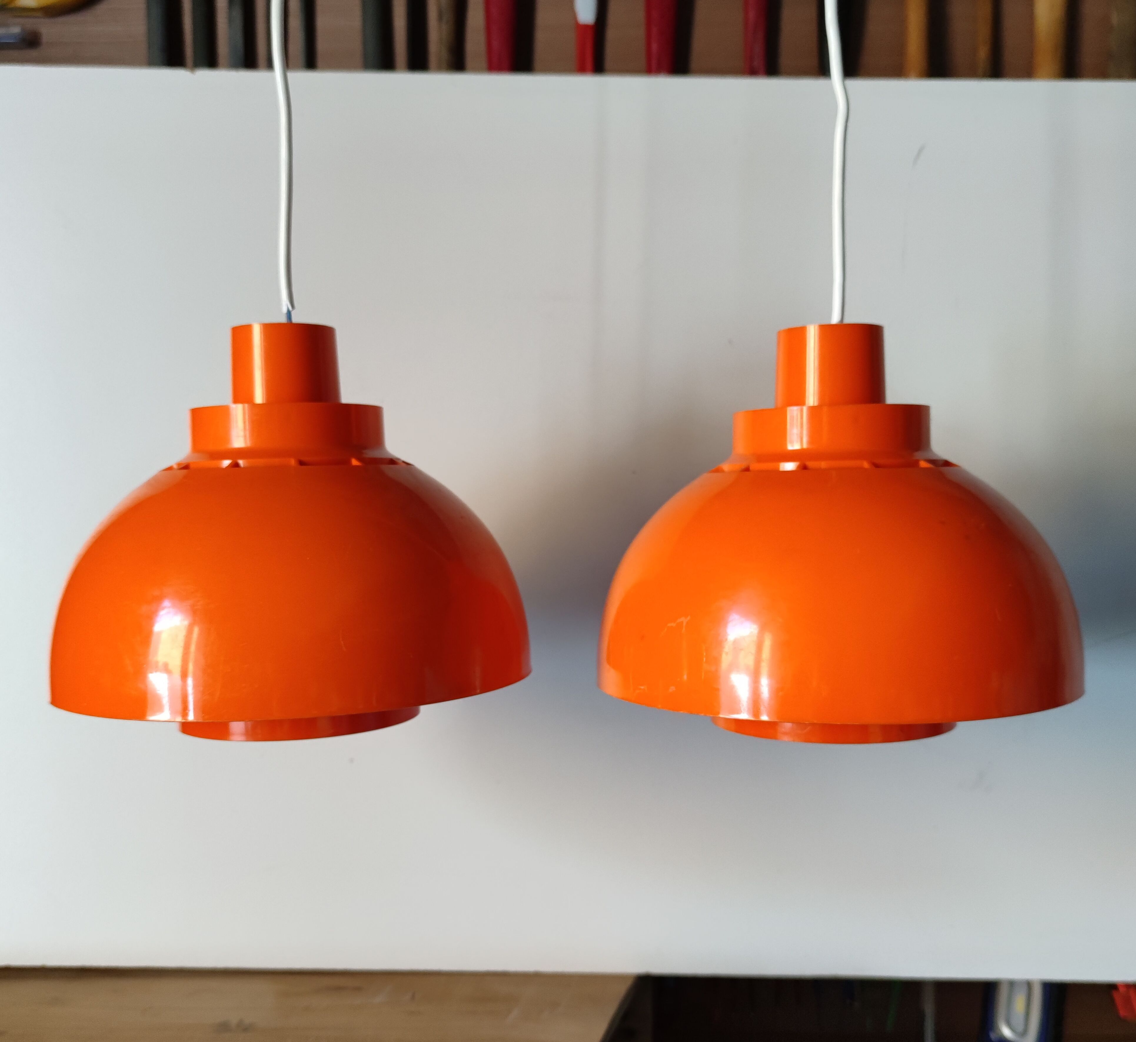 Suspensions vintages orange