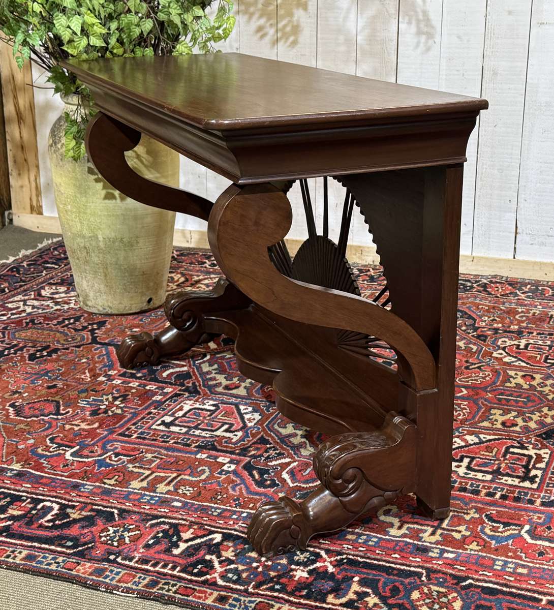 Louis Philippe console in teak from the 1950s - Indonesian craftsmanship.