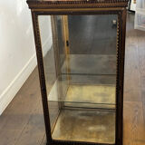 Counter display cabinet in wood and glass in Louis XVI style, 19th century.
