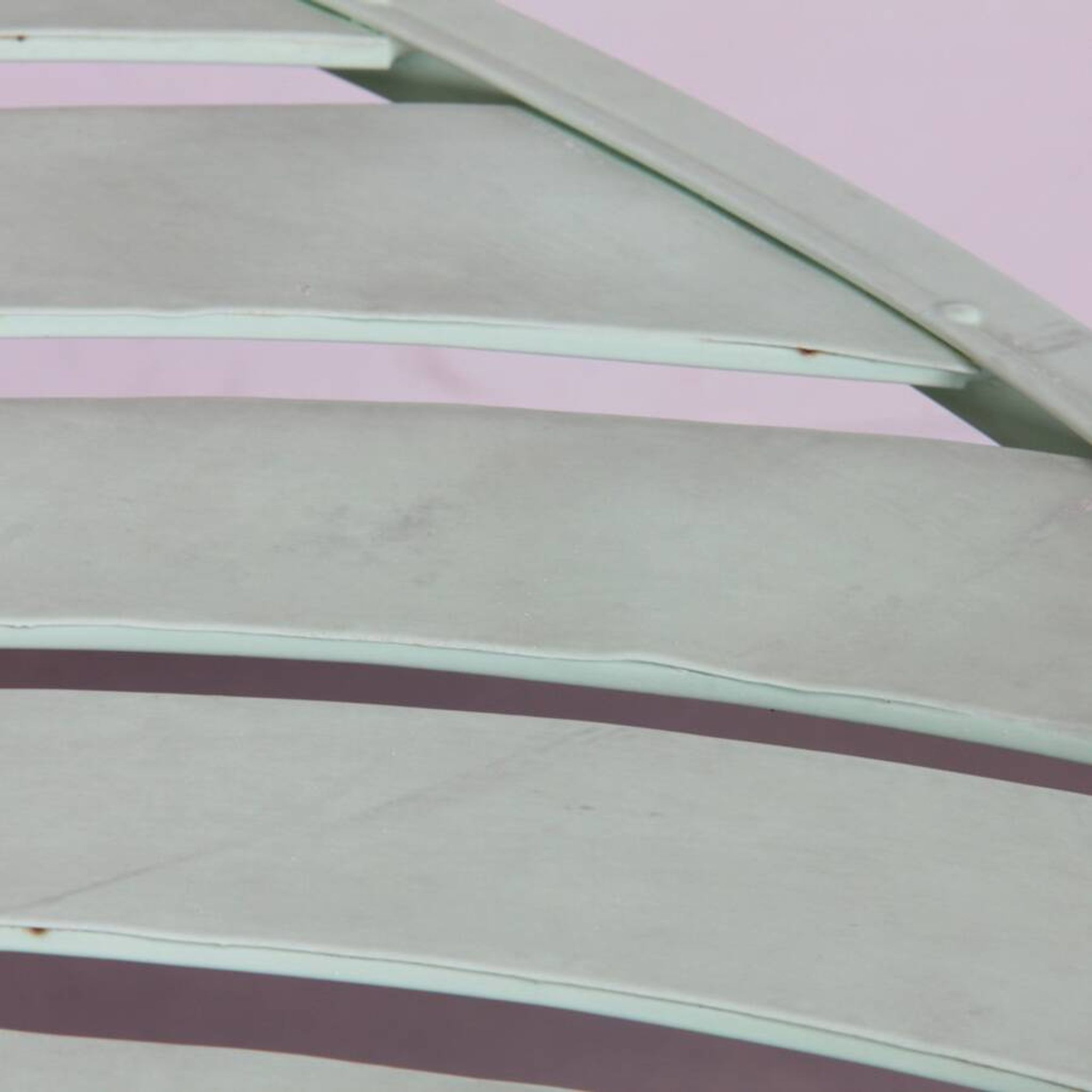 Round metal garden table, 1990