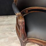 Louis XV armchair in Couillard style, from the 19th century.