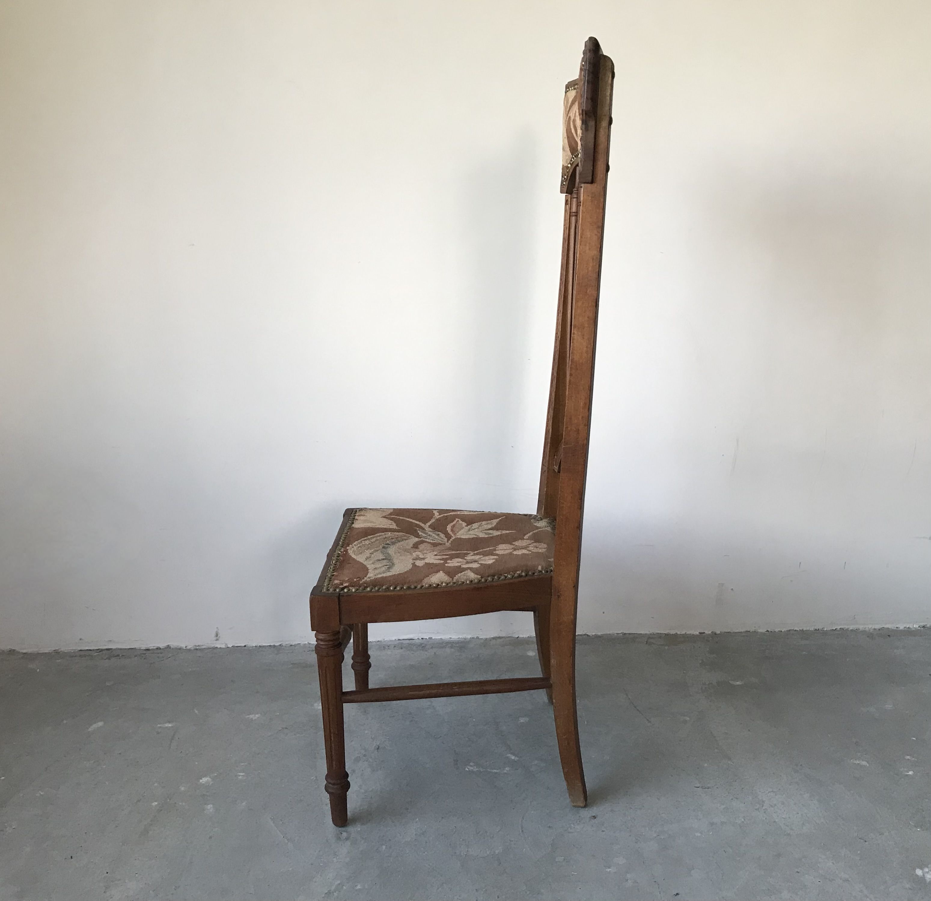 Nurse chair, Arts and Crafts spirit, early twentieth century.